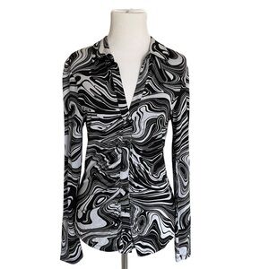 Sanctuary Black Fitted Button Down Shirt with Notched Collar